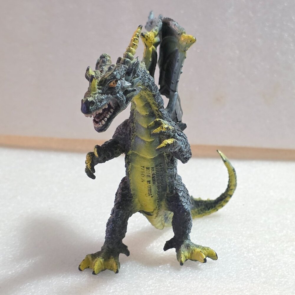 Dark Dargon Dragon Toy Major Trading Co Figure 2007 6in Fantasy Grey Yellow